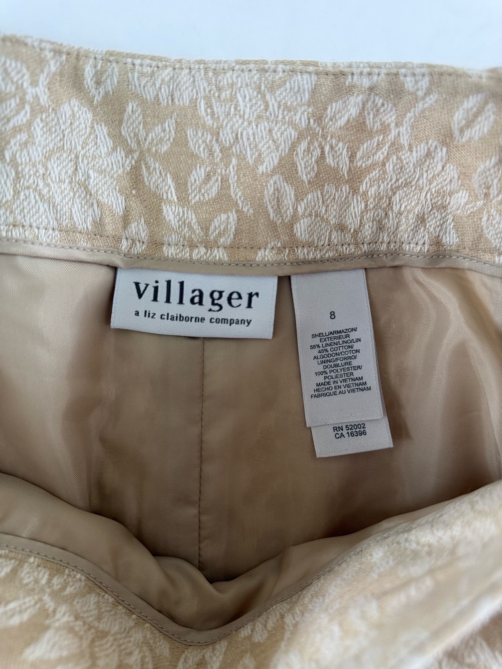 Liz Claiborne Beige Floral Jacquard Skirt Suit - Picture 7 of 11